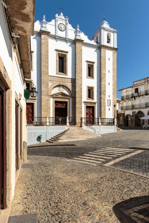 Heaven Inn Suites & Terrace Évora Extérieur photo